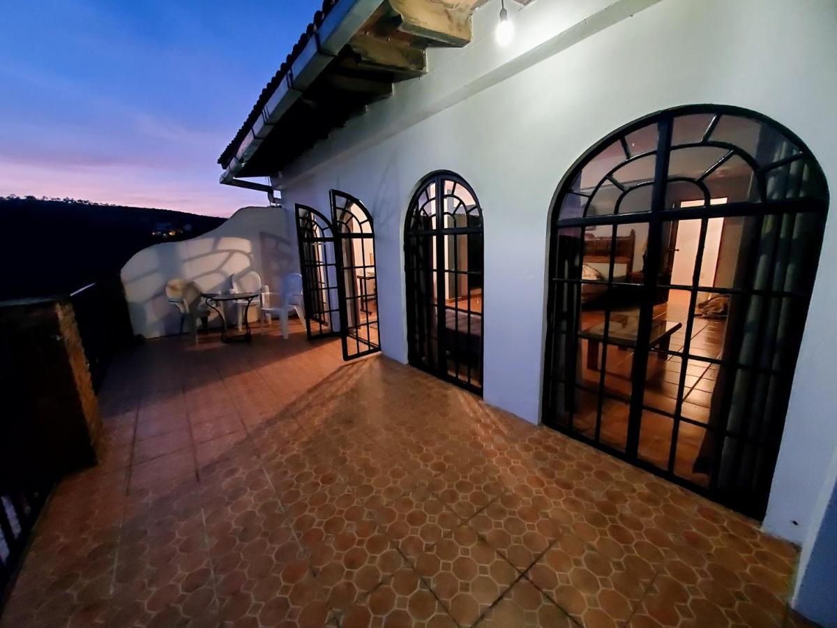 La Casa Grande Bed and Breakfast Γκουαναχουάτο Εξωτερικό φωτογραφία